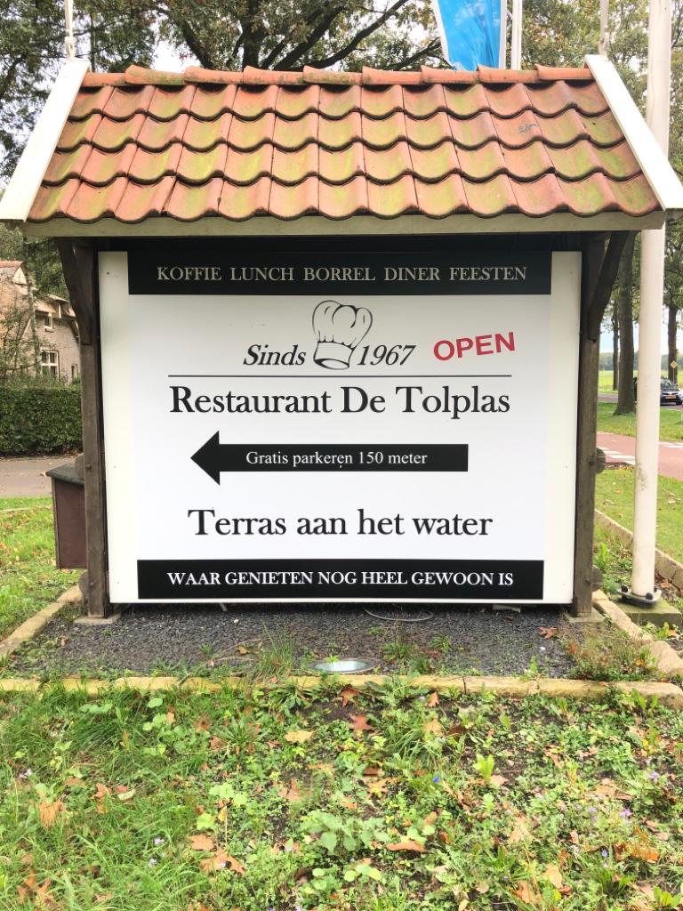 https://www.facebook.com/restaurantdetolplas?locale=nl_NL https://www.facebook.com/restaurantdetolplas?locale=nl_NL